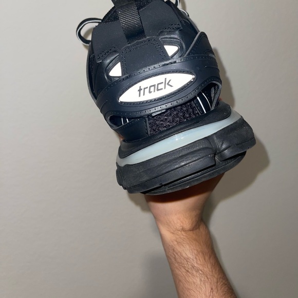 balenciaga track LED - Picture 6 of 11
